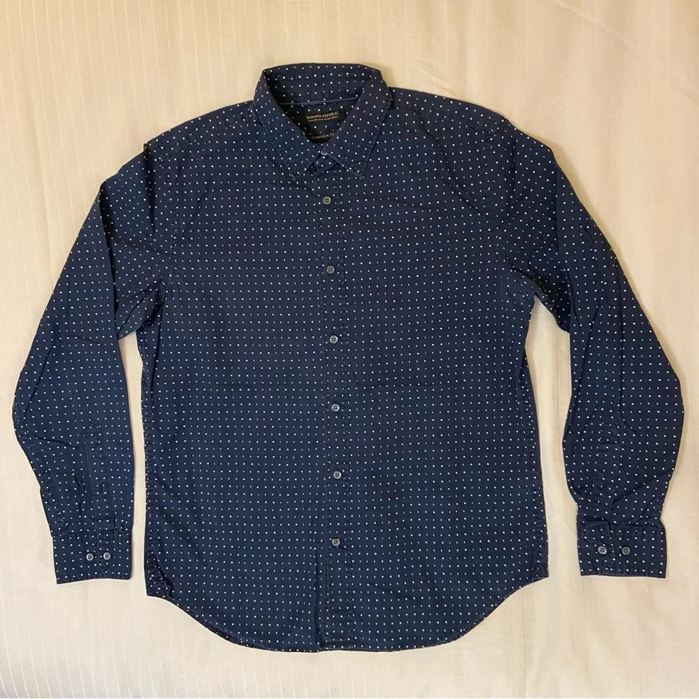 Banana Republic | Shirts | Banana Republic Camden Fit Blue Long Sleeve  Collared Button Up Sz M | Poshmark
